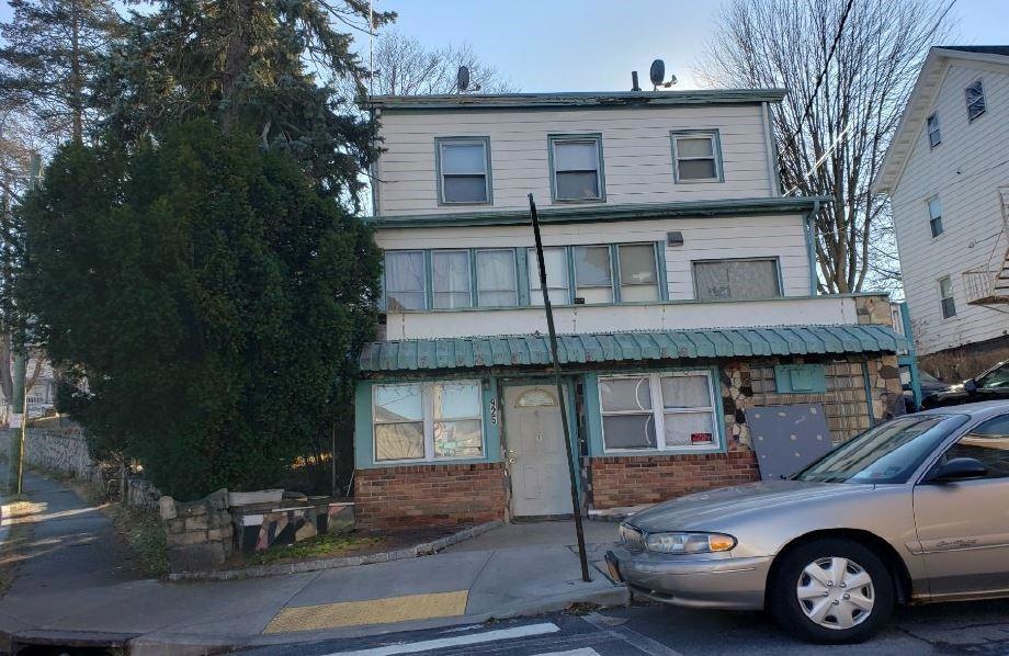 925 1st St, Peekskill, NY 10566 - photo 1