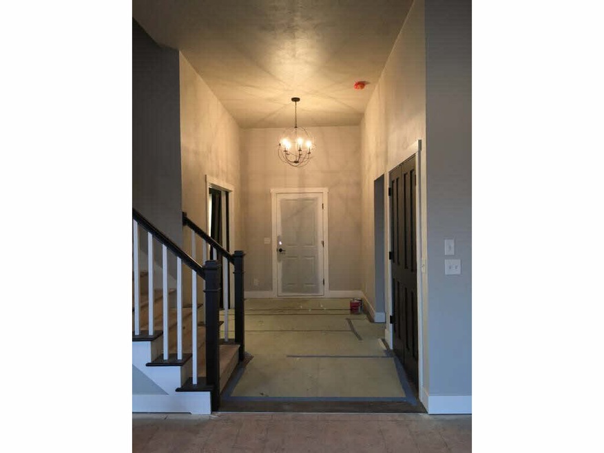 N9459 Emily Ln, Appleton, WI 54915 - photo 1