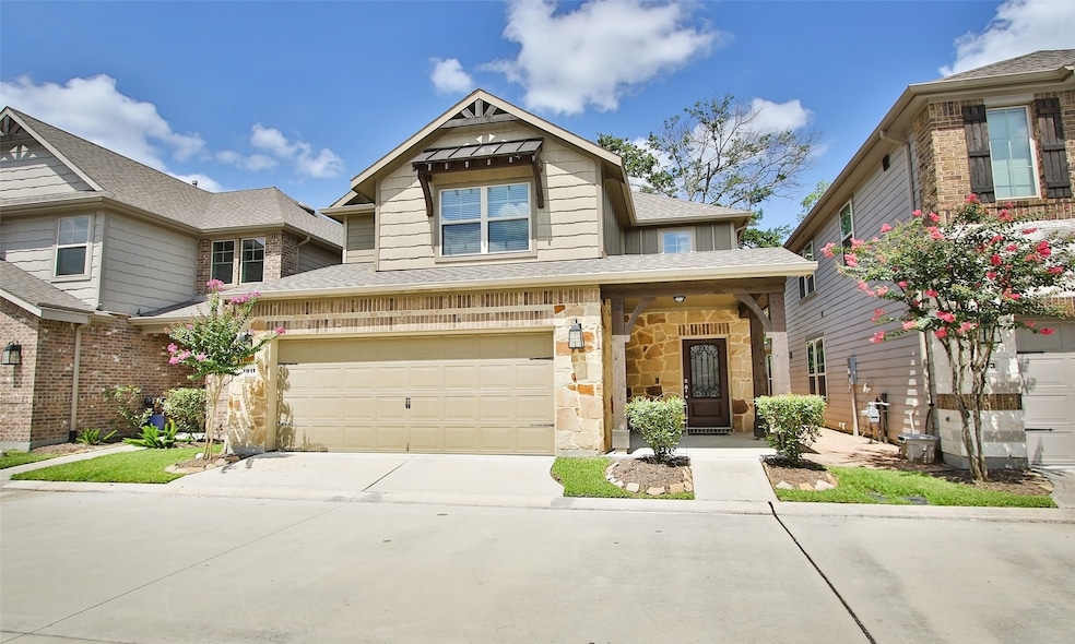 1911 Barrel Oak Dr, Houston, TX 77080 - photo 1