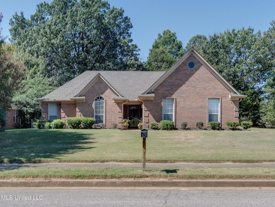 5859 Shiloah Cove South- Main Front