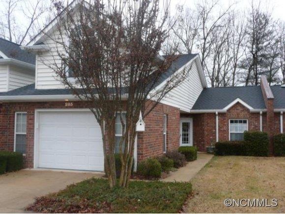 203 Forrestwood Ct, Hendersonville, NC 28792 - photo 1