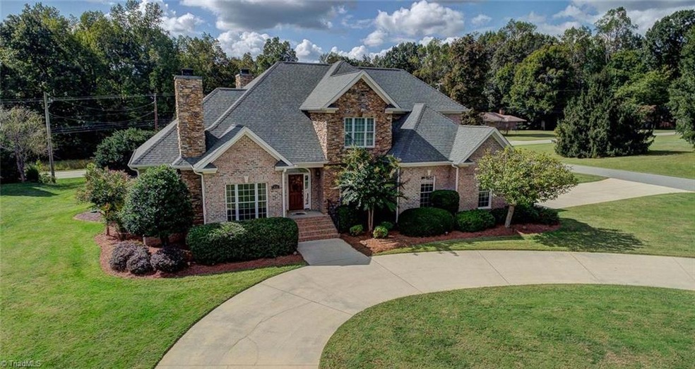 Welcome to 122 Augusta Place! A stately three plus bedroom all-brick home in a well-established country club neighborhood.