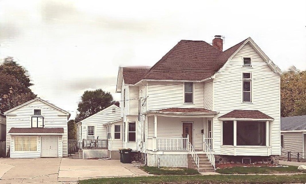 113 N Mckinley Rd, Flushing, MI 48433 - photo 1