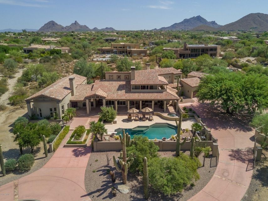 Front Exterior View Aerial