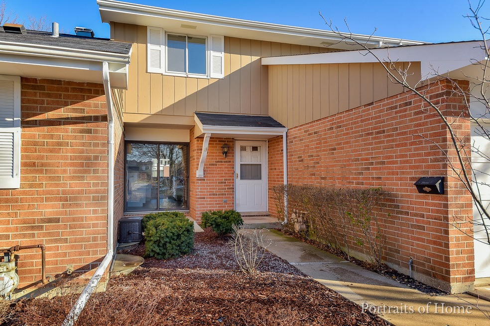 1645 Leytonstone Dr, Wheaton, IL 60189 - photo 1