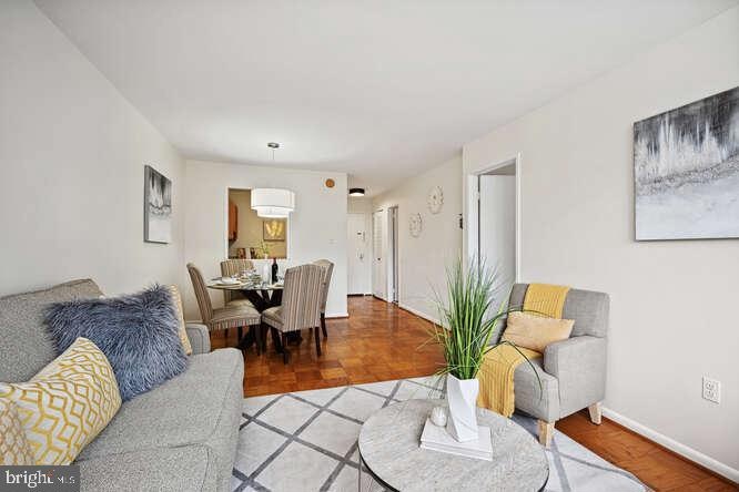 Van Ness East unit 943, Washington, DC 20008 - photo 1