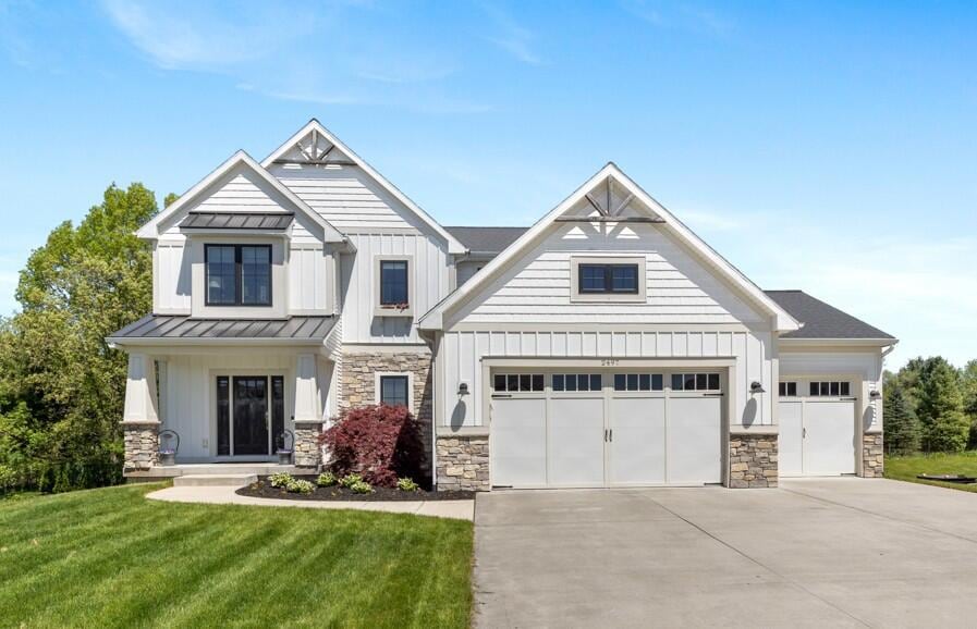 2497 Saddle Dr. NE