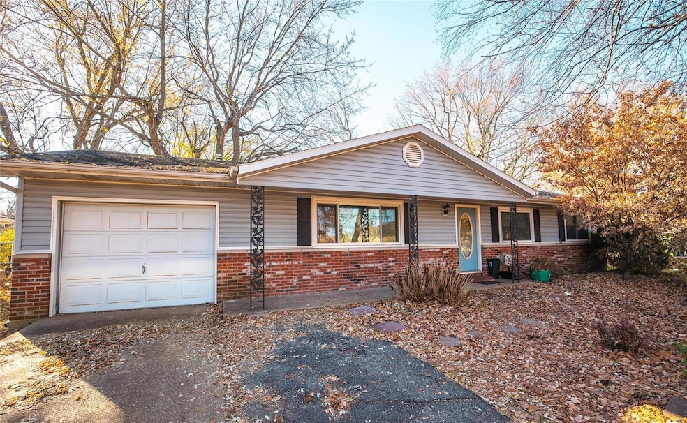 1112 E 10th St, Rolla, MO 65401 - photo 1