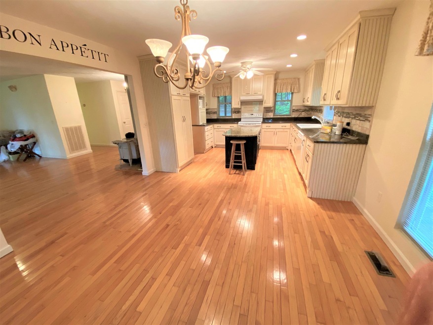 DINING AND KITCHEN
