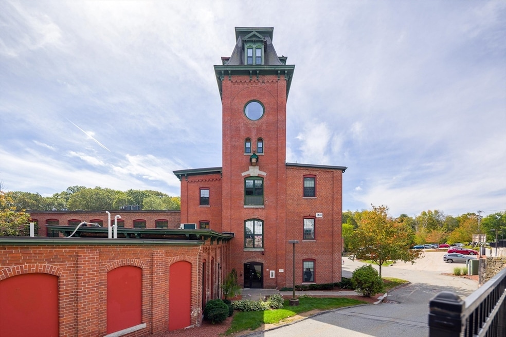 1511 Main St unit C306, Worcester, MA 01603 - photo 1