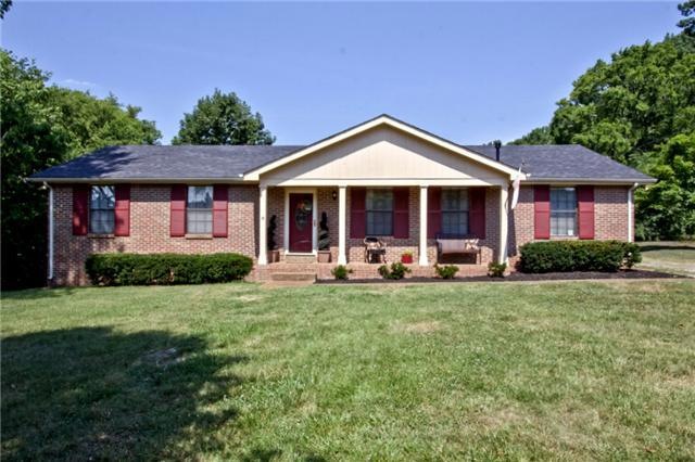 Welcome to 827 Stonebrook Blvd.