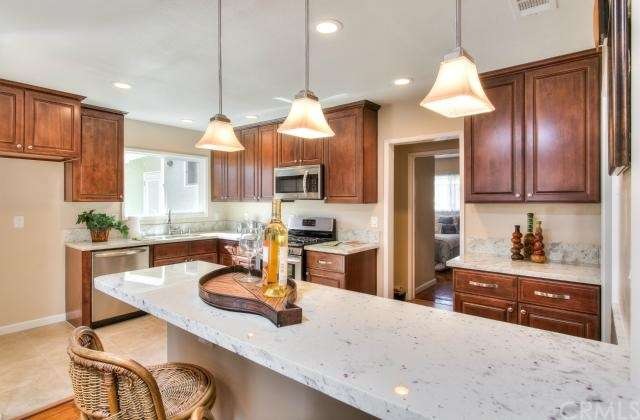 2902 Del Amo Blvd, Lakewood, CA 90712 - photo 1