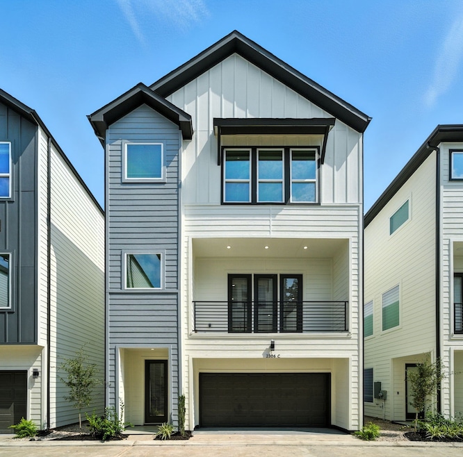 For Rent $2,990/month • Co-Listing Agent