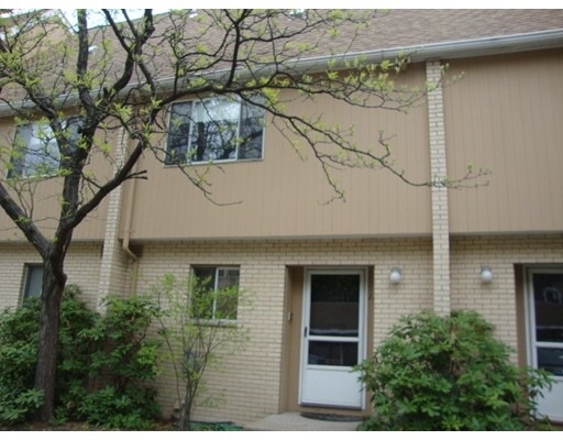 17 Williams St, Brookline, MA 02446 - photo 1