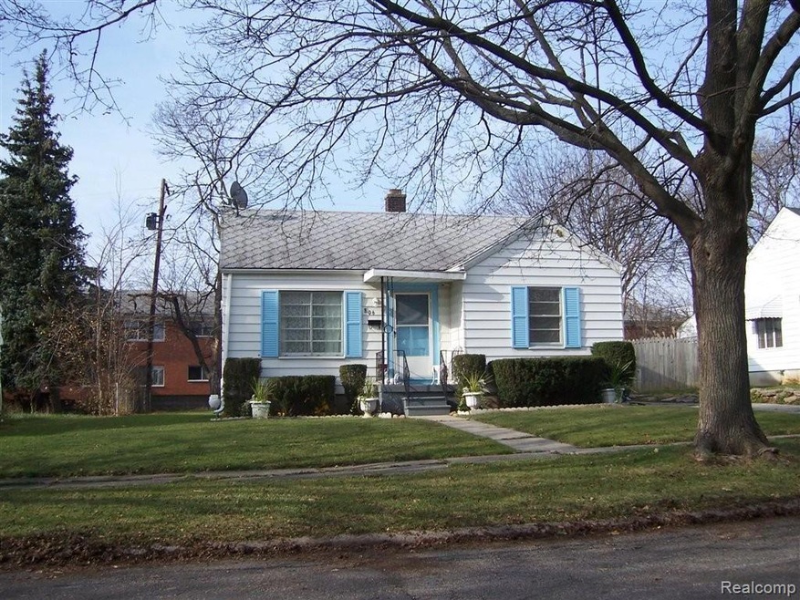 Hubbard Exterior