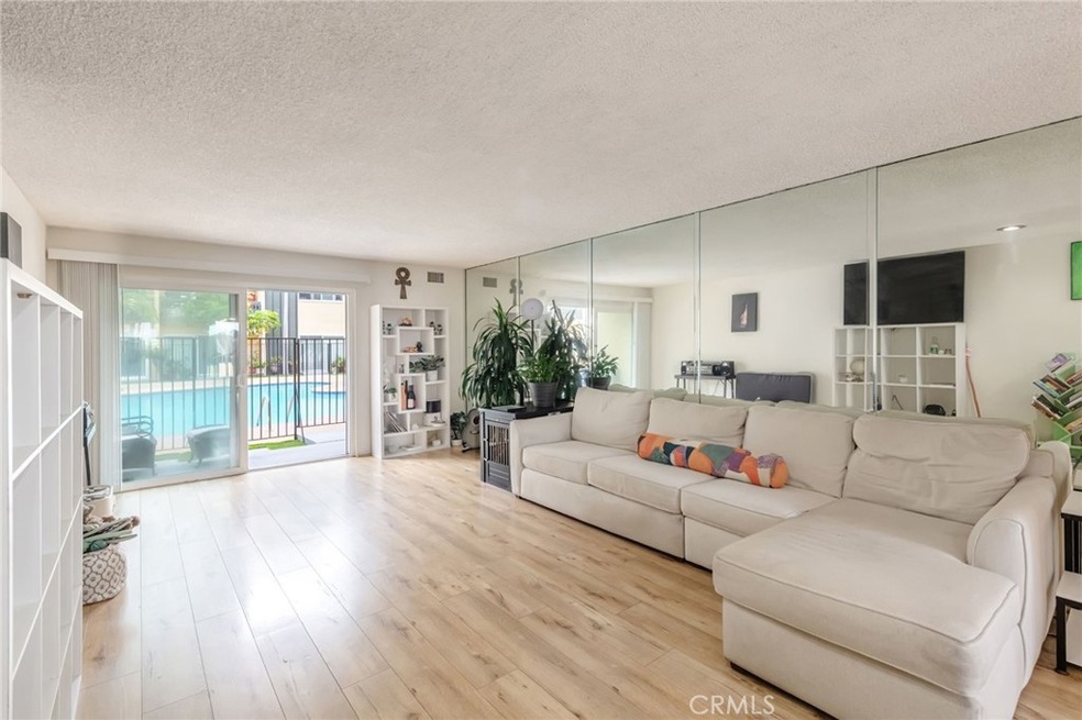 770 W Imperial Ave unit 16, El Segundo, CA 90245 - photo 1