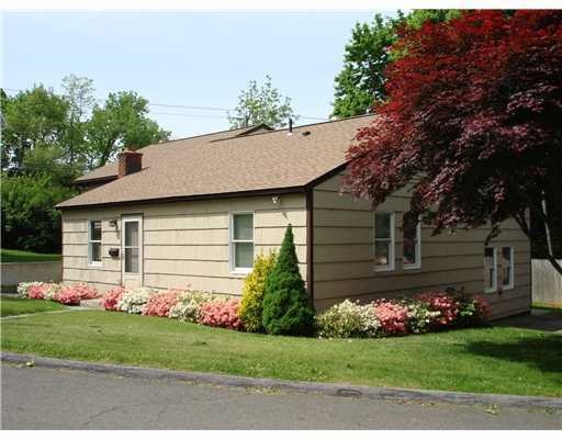 1 Fitch Ln, Riverside, CT 06878 - photo 1