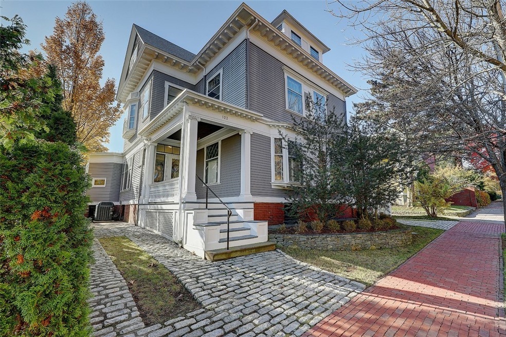 123 Benevolent St, Providence, RI 02906 - photo 1