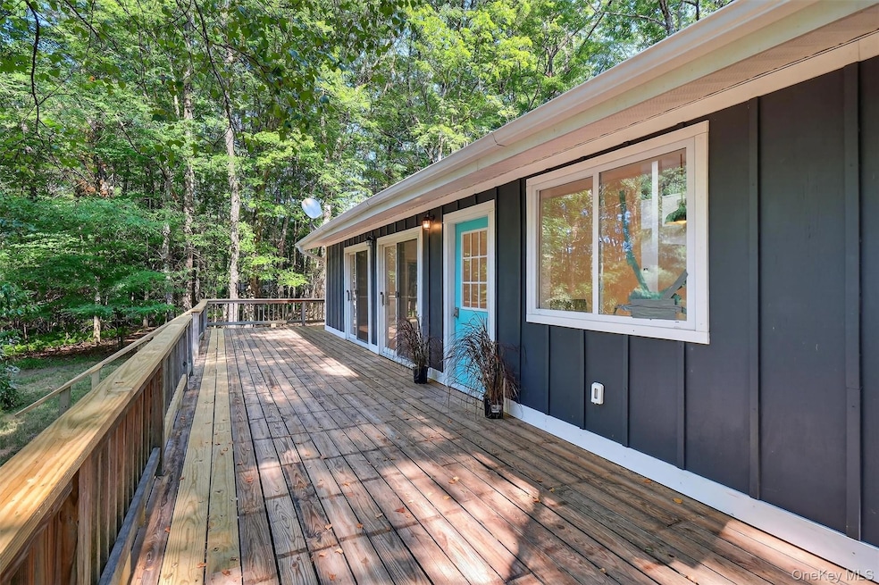 42 Markle Rd, Kerhonkson, NY 12446 - photo 1