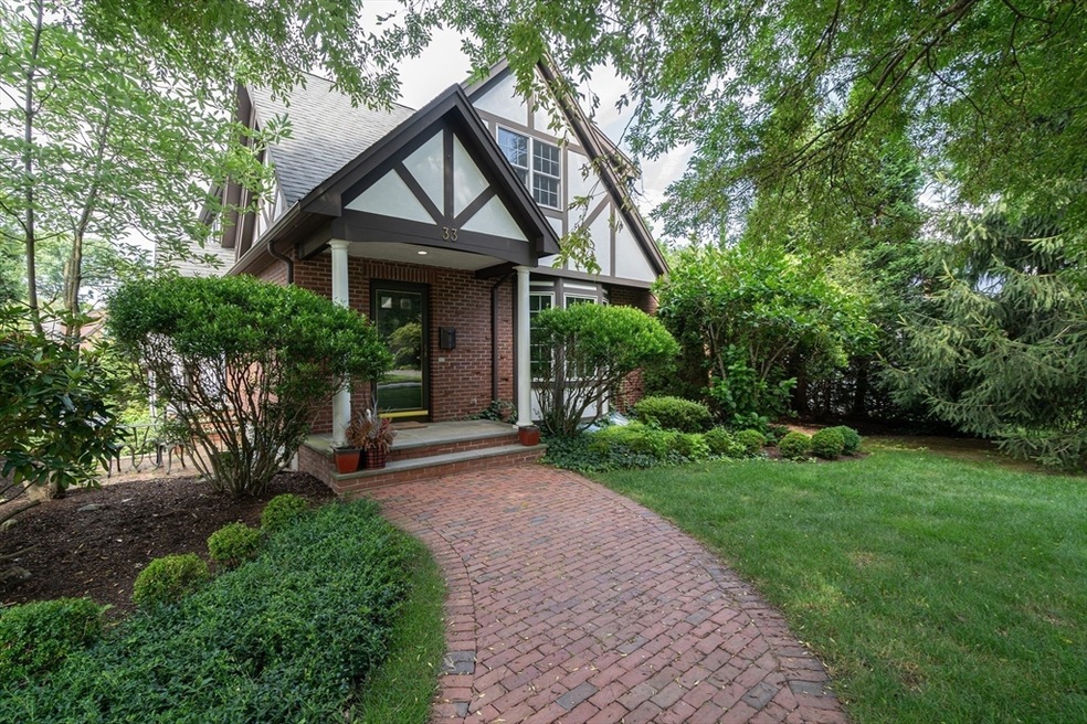 33 Oak St unit 1, Wellesley, MA 02482 - photo 1