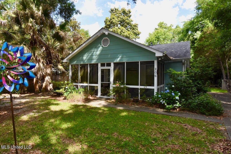 206 E Old Pass Rd, Long Beach, MS 39560 - photo 1