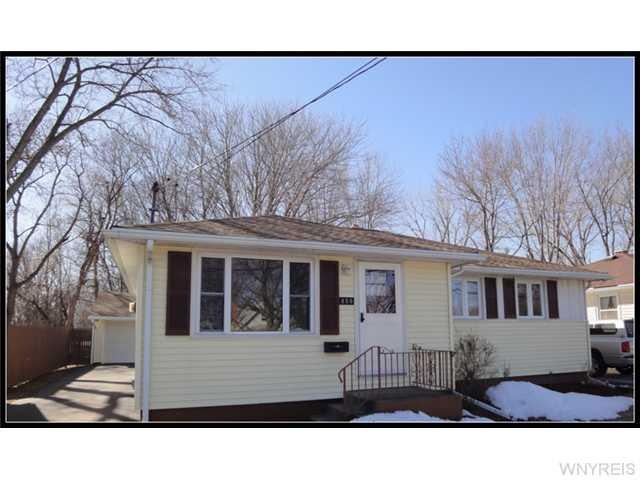856 Nash Rd, North Tonawanda, NY 14120 - photo 1