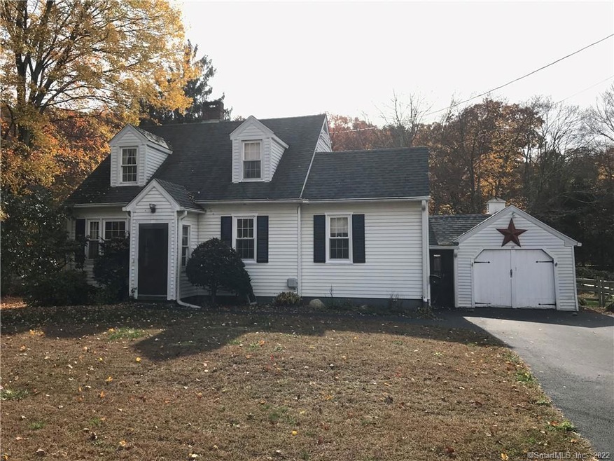 411 Oxford Rd, Oxford, CT 06478 - photo 1