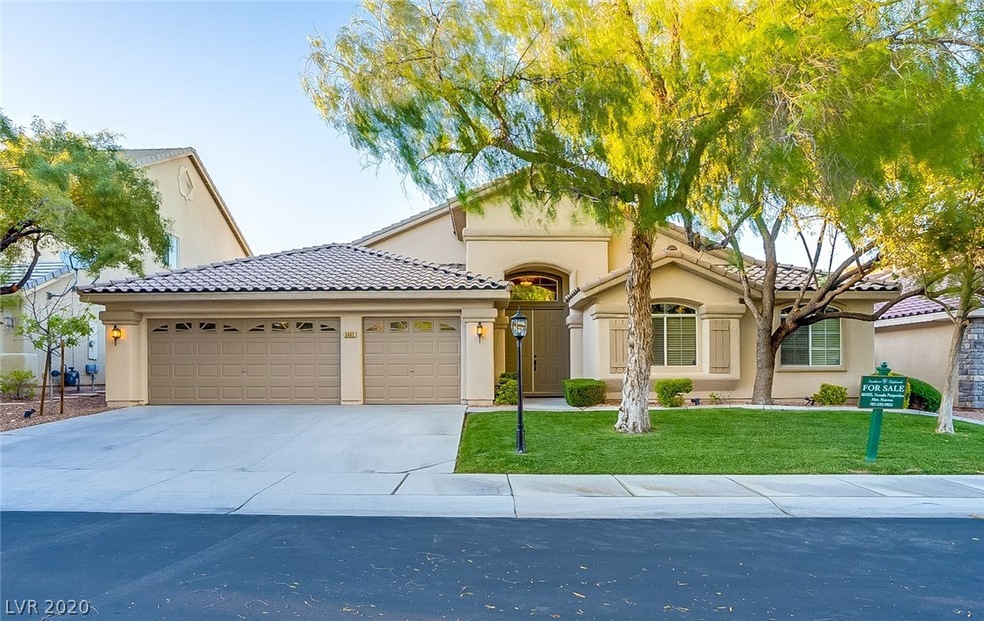 Gorgeous 1 story, 3076 sqft move in ready home in