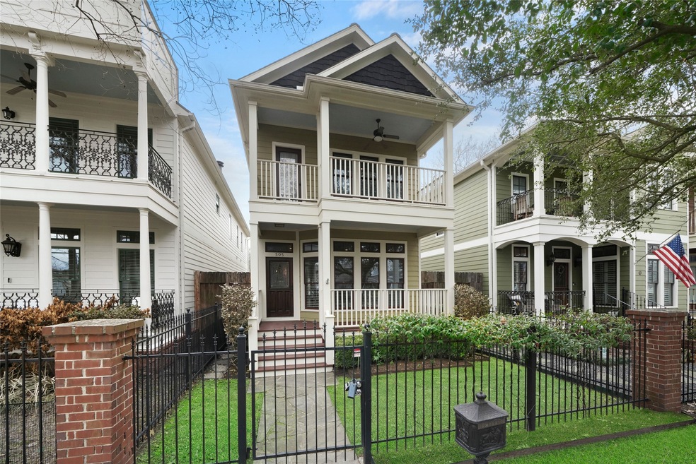 505 Columbia St, Houston, TX 77007 - photo 1