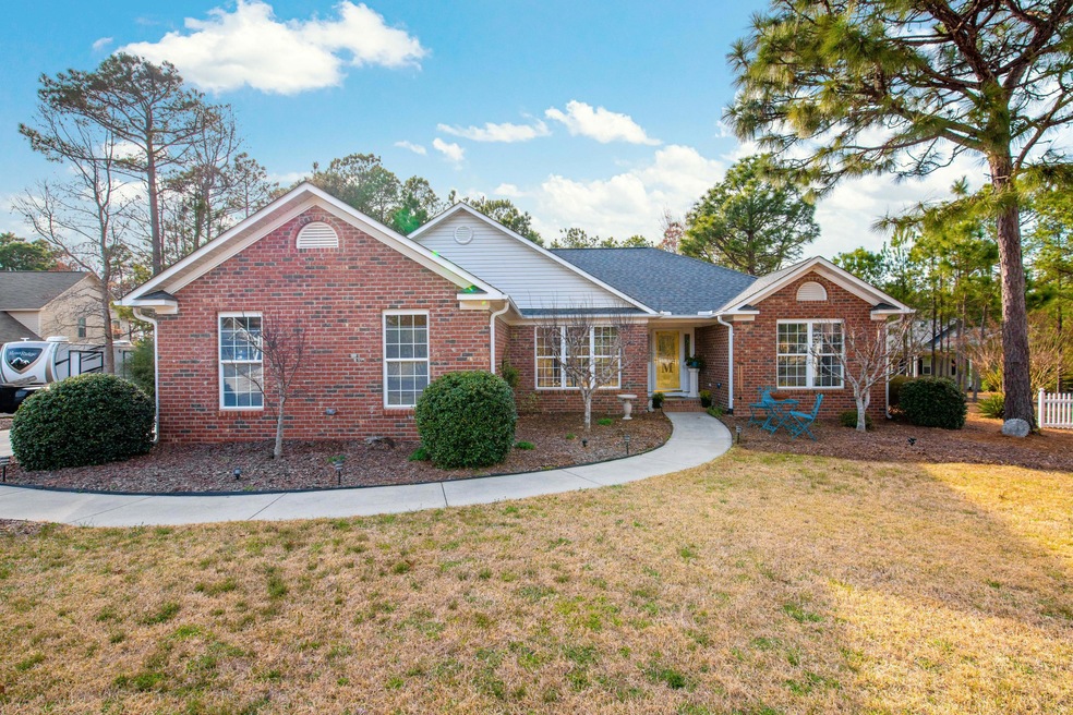 285 Queens Way-2