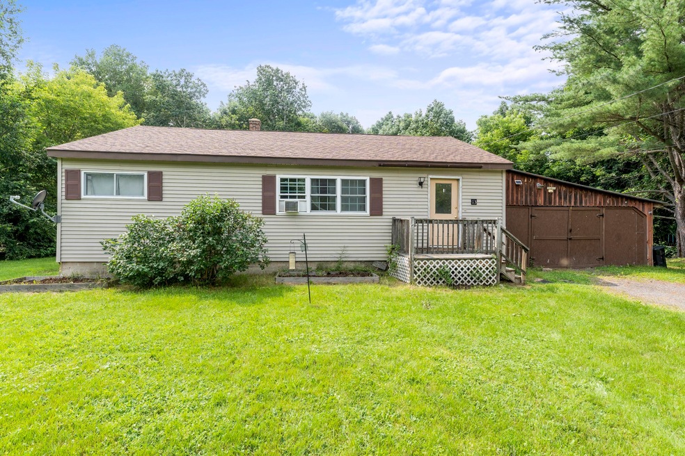 13 Chamberlain St, Skowhegan, ME 04976 - photo 1