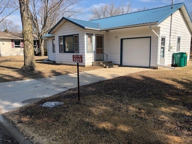 5209 S County Road D, Afton, WI 53501 - photo 1