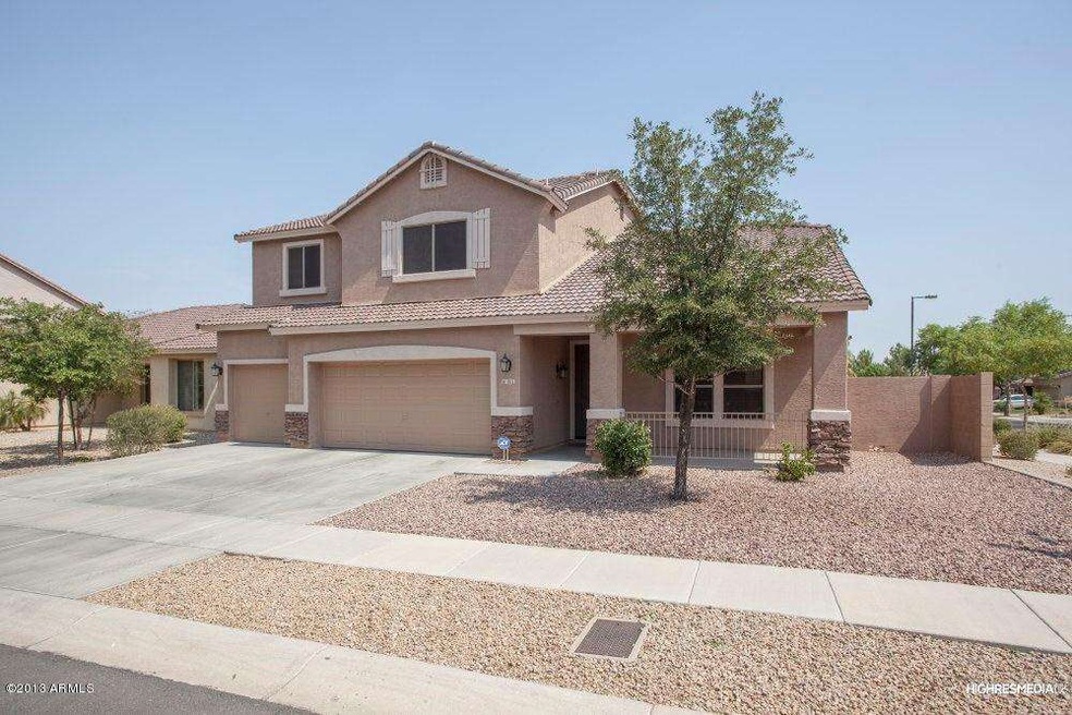 1832 E Beautiful Lane
