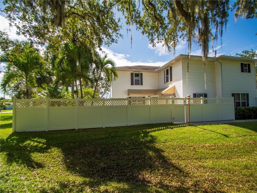Exterior of pristine townhouse with private yard/p