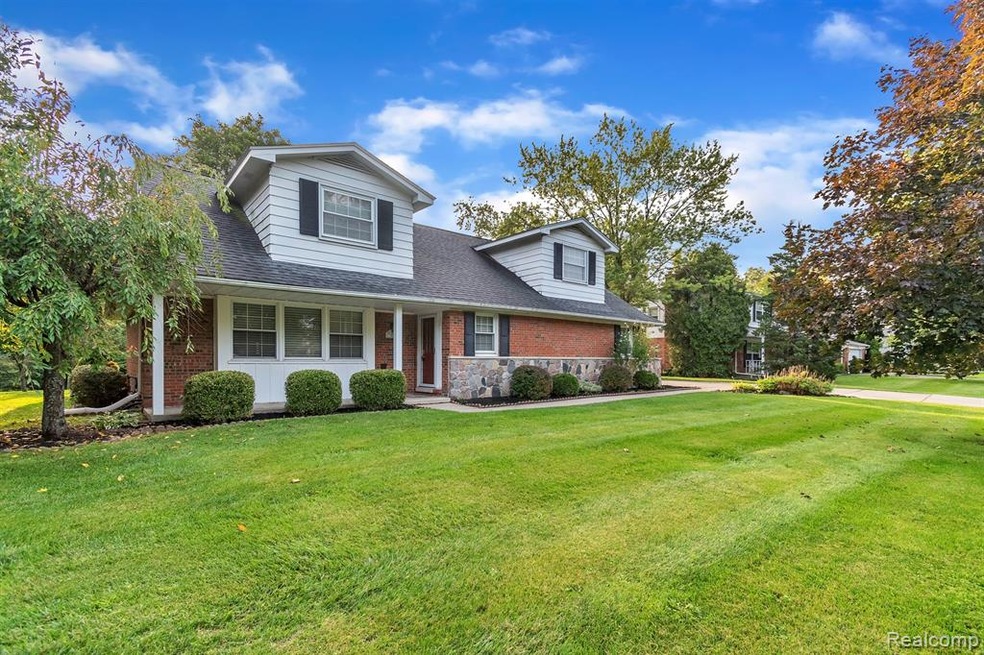 Stunning 4 Bedroom 2.5 Bath Cape Cod in West Bloom