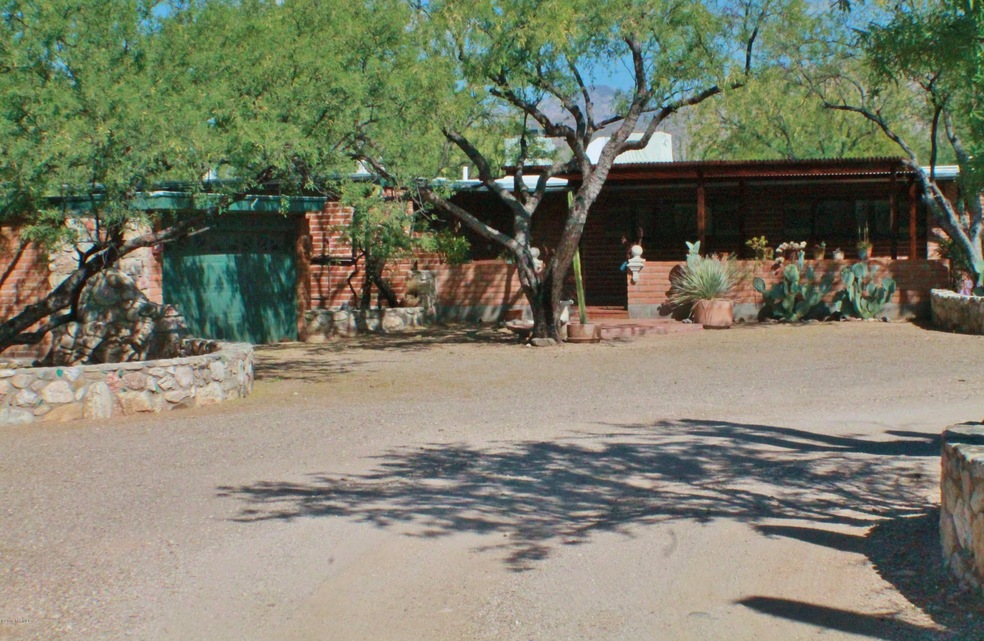 Front of Home (6)