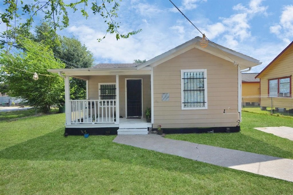 10518 Foy Ln, Houston, TX 77093 - photo 1