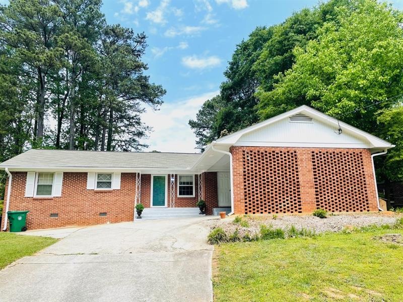 4138 Hideaway Dr, Tucker, GA 30084 - photo 1