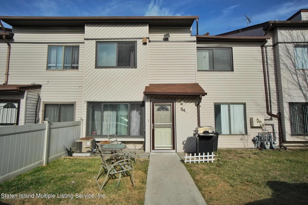 54 Selvin Loop unit 155, Staten Island, NY 10303 - photo 1