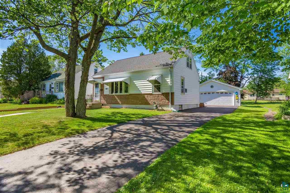 4823 Peabody St, Duluth, MN 55804 - photo 1