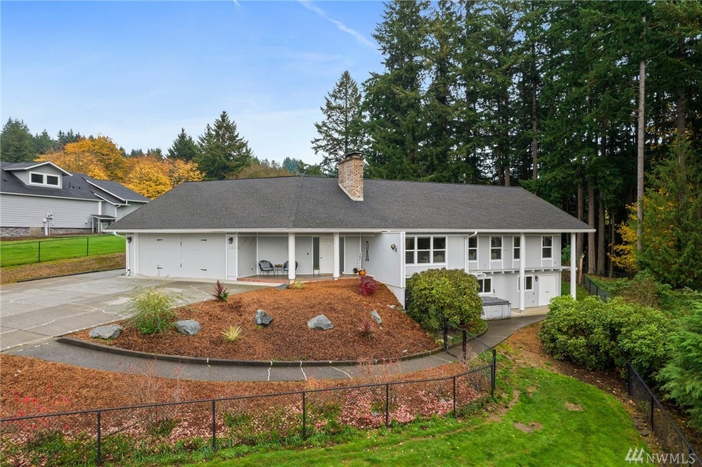 130 SE 16th St, Chehalis, WA 98532 - photo 1