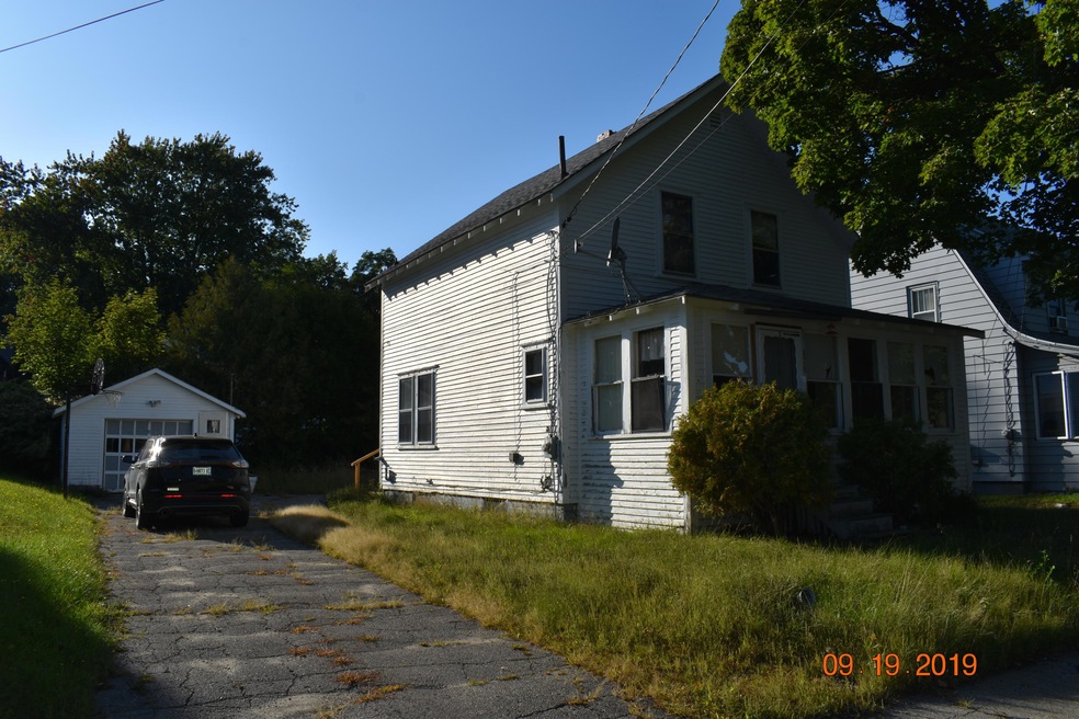 478 Aroostook Ave, Millinocket, ME 04462 - photo 1