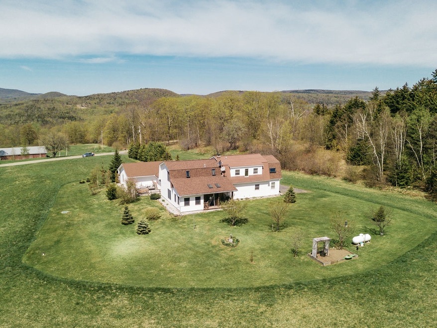 215 Drown Rd, Randolph, VT 05060 - photo 1