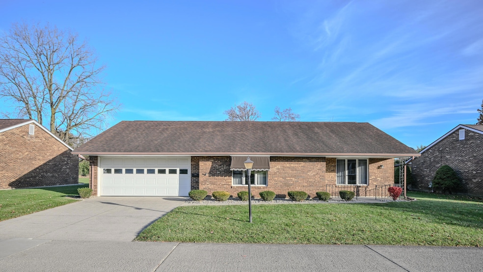 3022 Brixton Dr E, Springfield, OH 45503 - photo 1
