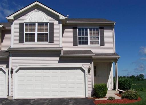 END UNIT - 3 BED = 3 FULL BATH AND 1 HALF BATH - V