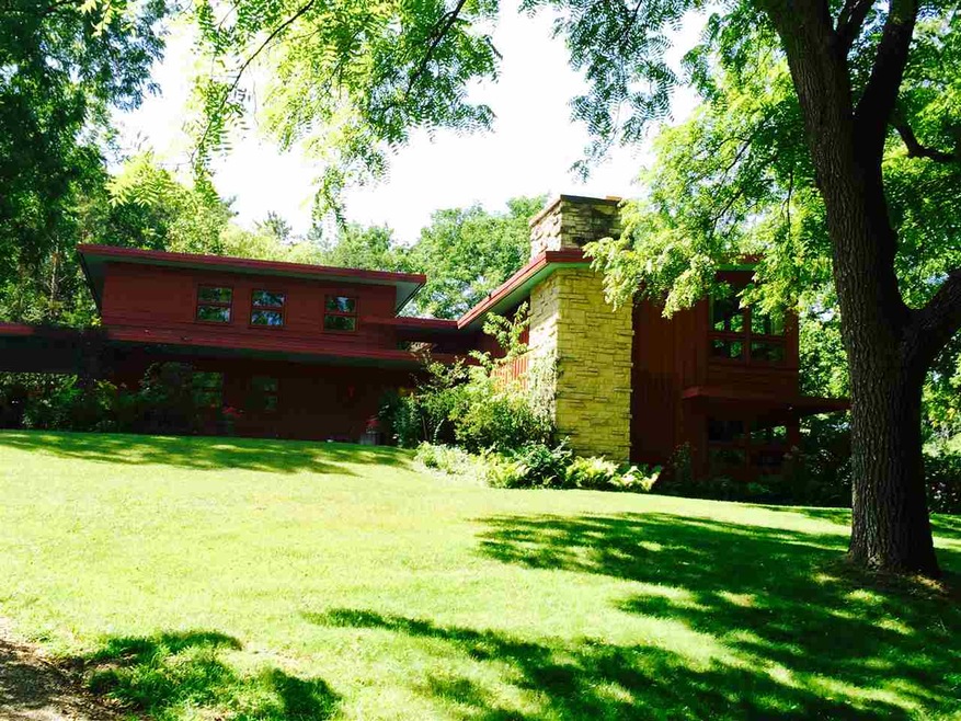 6355 Pheasant Ln, Verona, WI 53593 - photo 1