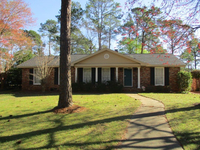 1906 Robinhood Rd, Albany, GA 31707 - photo 1