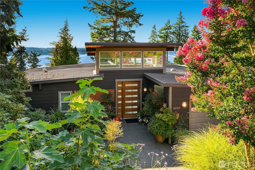 Sold $2,630,000 • Co-Listing Agent