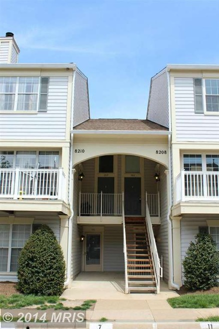 8208 Crossbrook Ct unit 202-C, Lorton, VA 22079 - photo 1