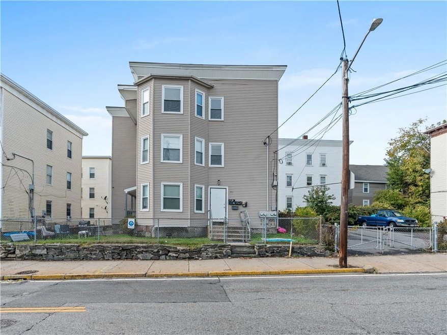 812 Social St, Woonsocket, RI 02895 - photo 1